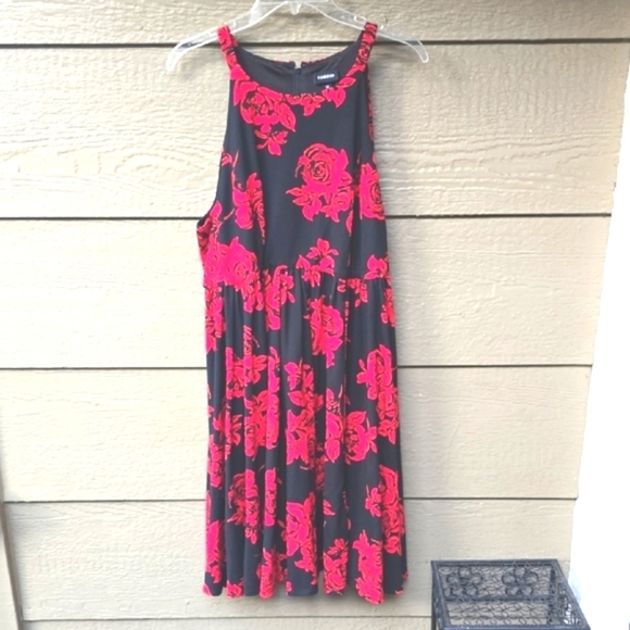 Torrid Red Black Floral Pond Skater Dress 18 2x nwt New - Picture 2 of 9